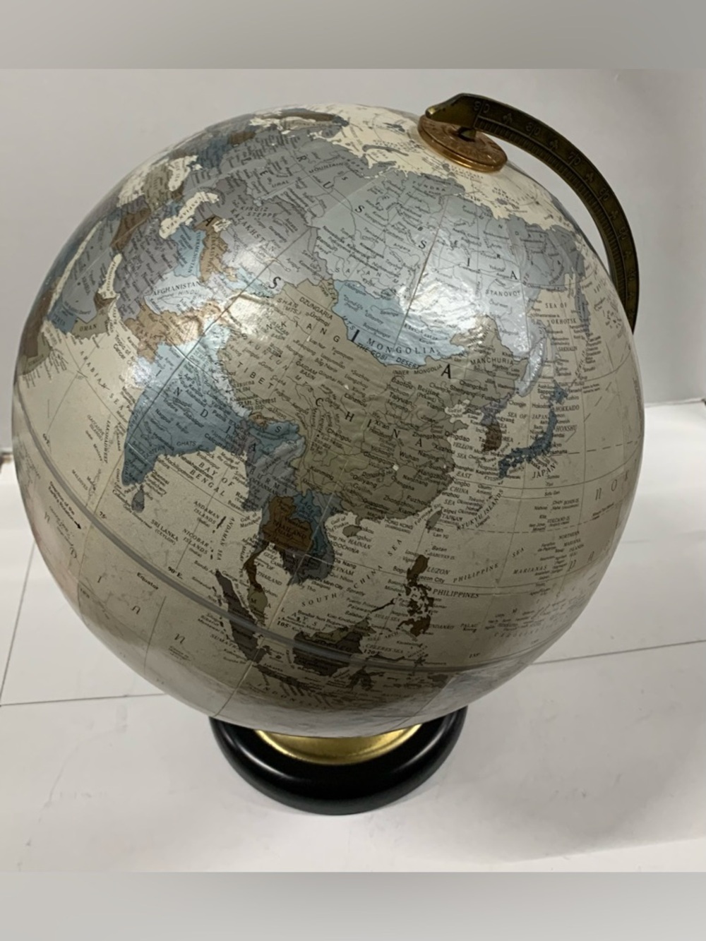 Antique-Style World Globe in Neutral Tones